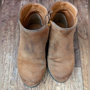 Cat & Jack brown ankle boots size 8